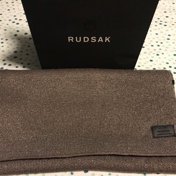 ✨BNWT Rudsak Metallic Anny Scarf and Amel Hat ✨ - Picture 2 of 12